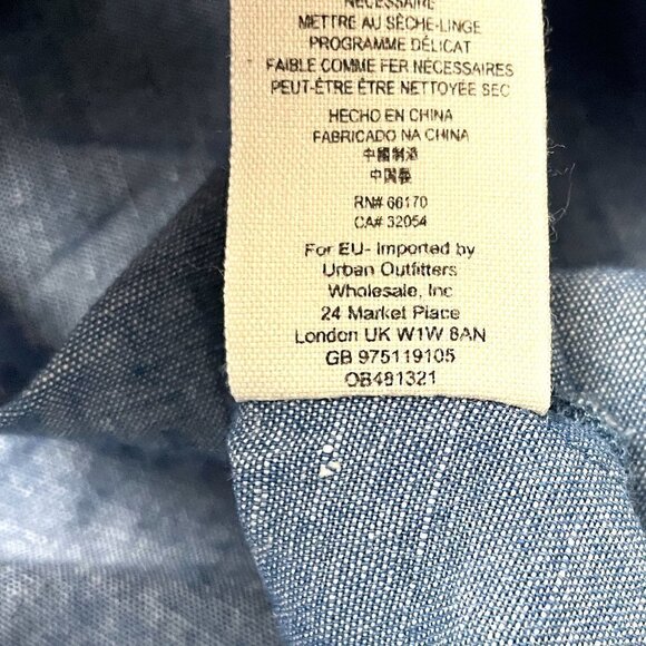 Free People Women's Chambray Top Show Some Shoulder 3/4 Sleeves size XS - Picture 8 of 8